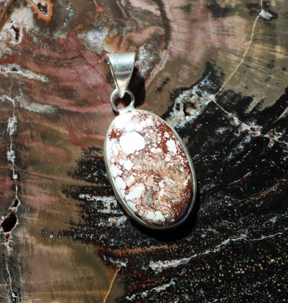 White turquoise howlite pendant