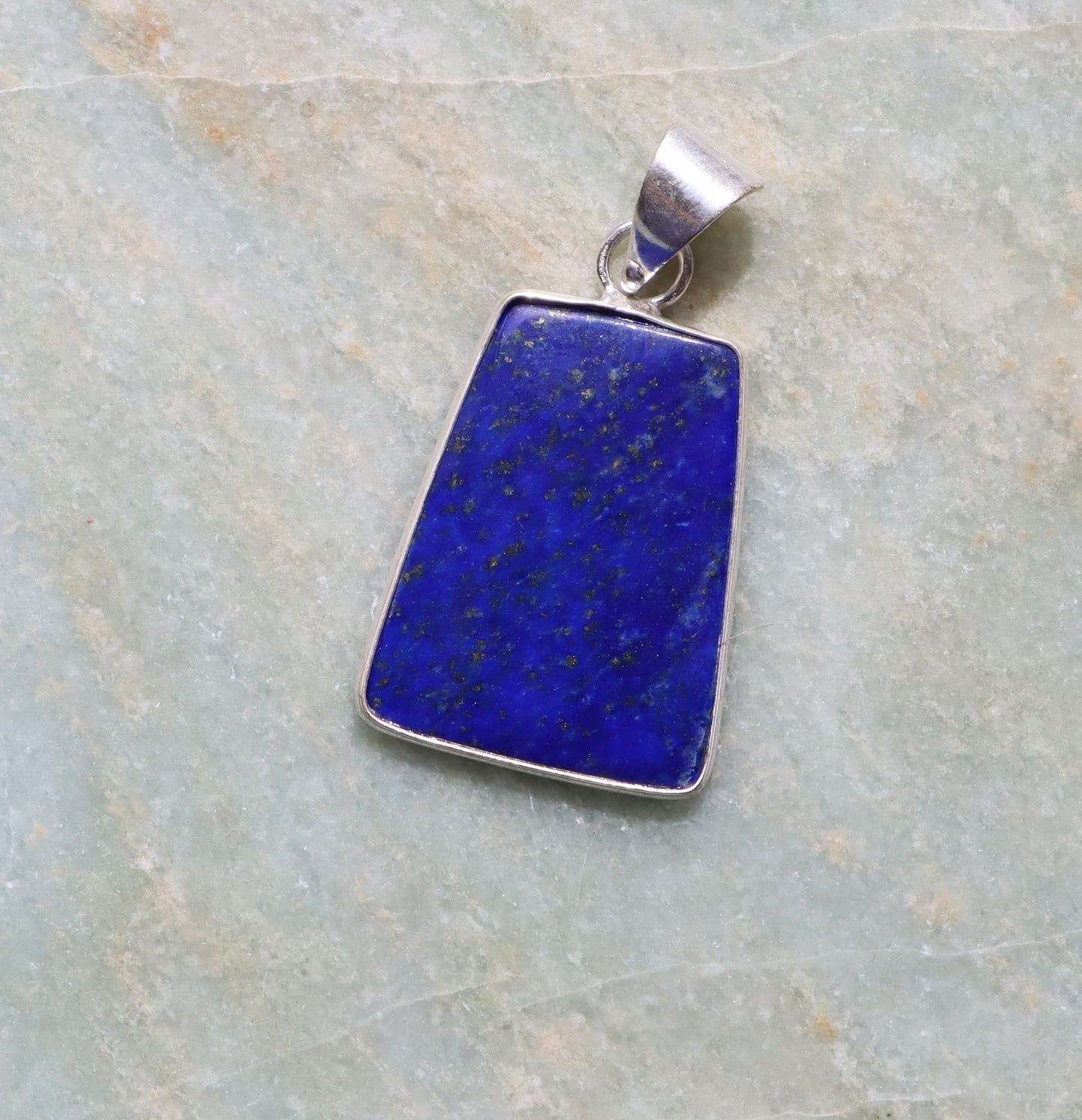 Lapis lazuli pendant