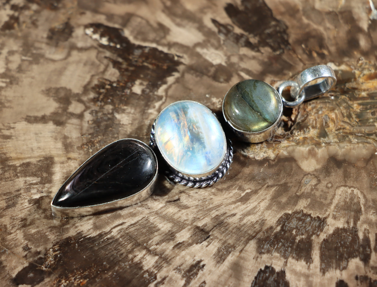 Labradorite hypersthene moonstone pendant