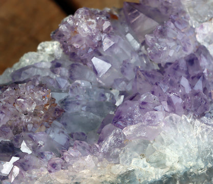 Amethyst drusen