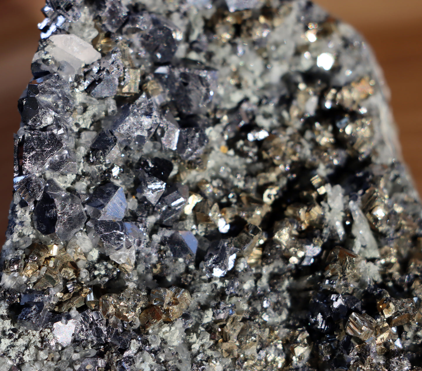 Druze galena pyrite