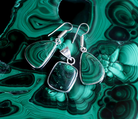Set of malachite earring pendants