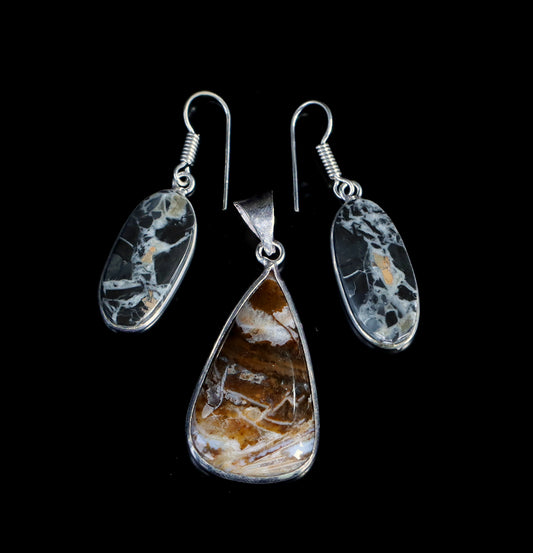 Set of pendants and earrings jasper breccia