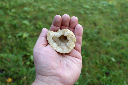 Crystal geode