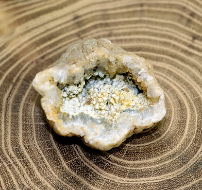 Geode with white chalcedony