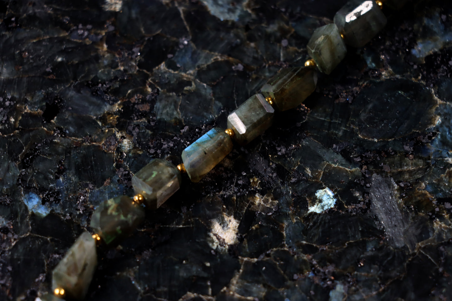 Faceted labradorite necklace