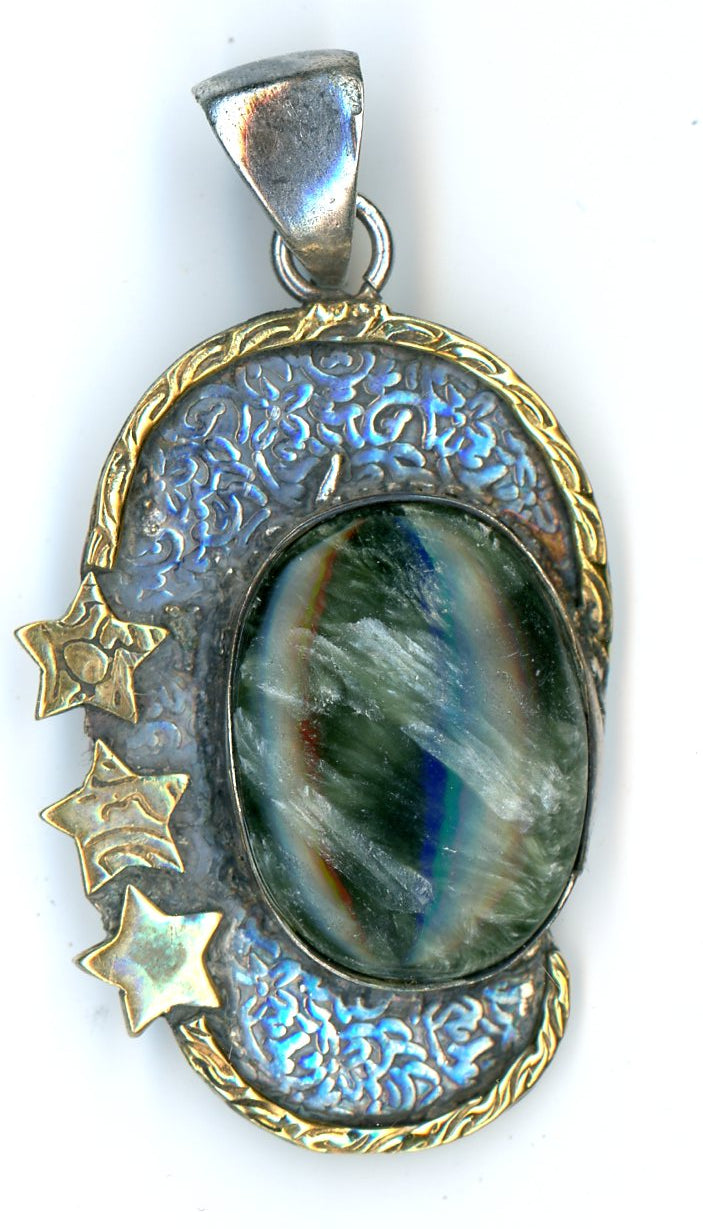Seraphite pendant