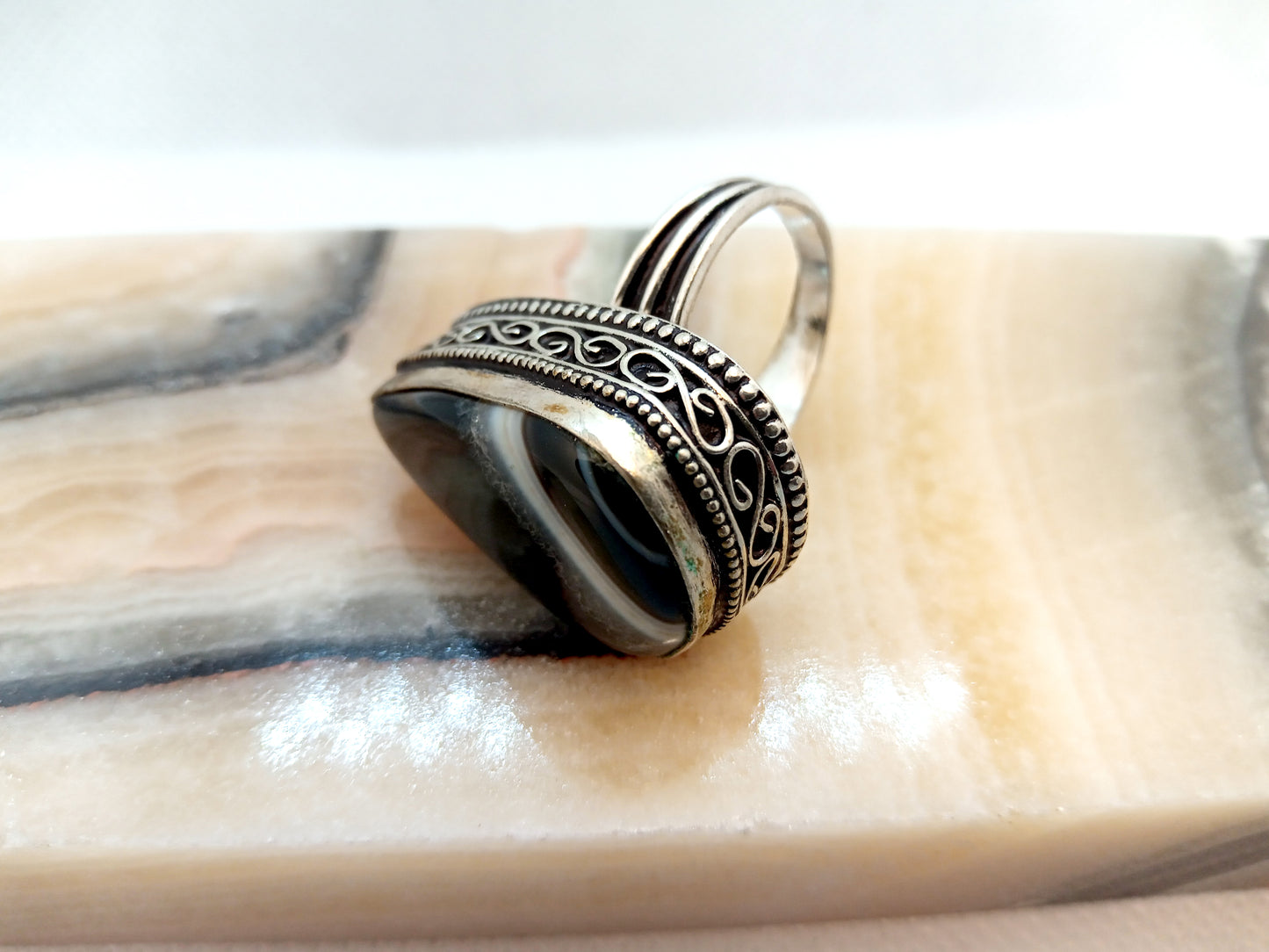 Onyx ring with crystal and white agate