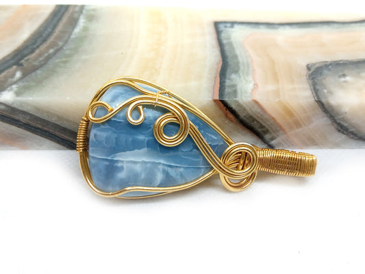 Owyhee blue opal pendant, gold-plated