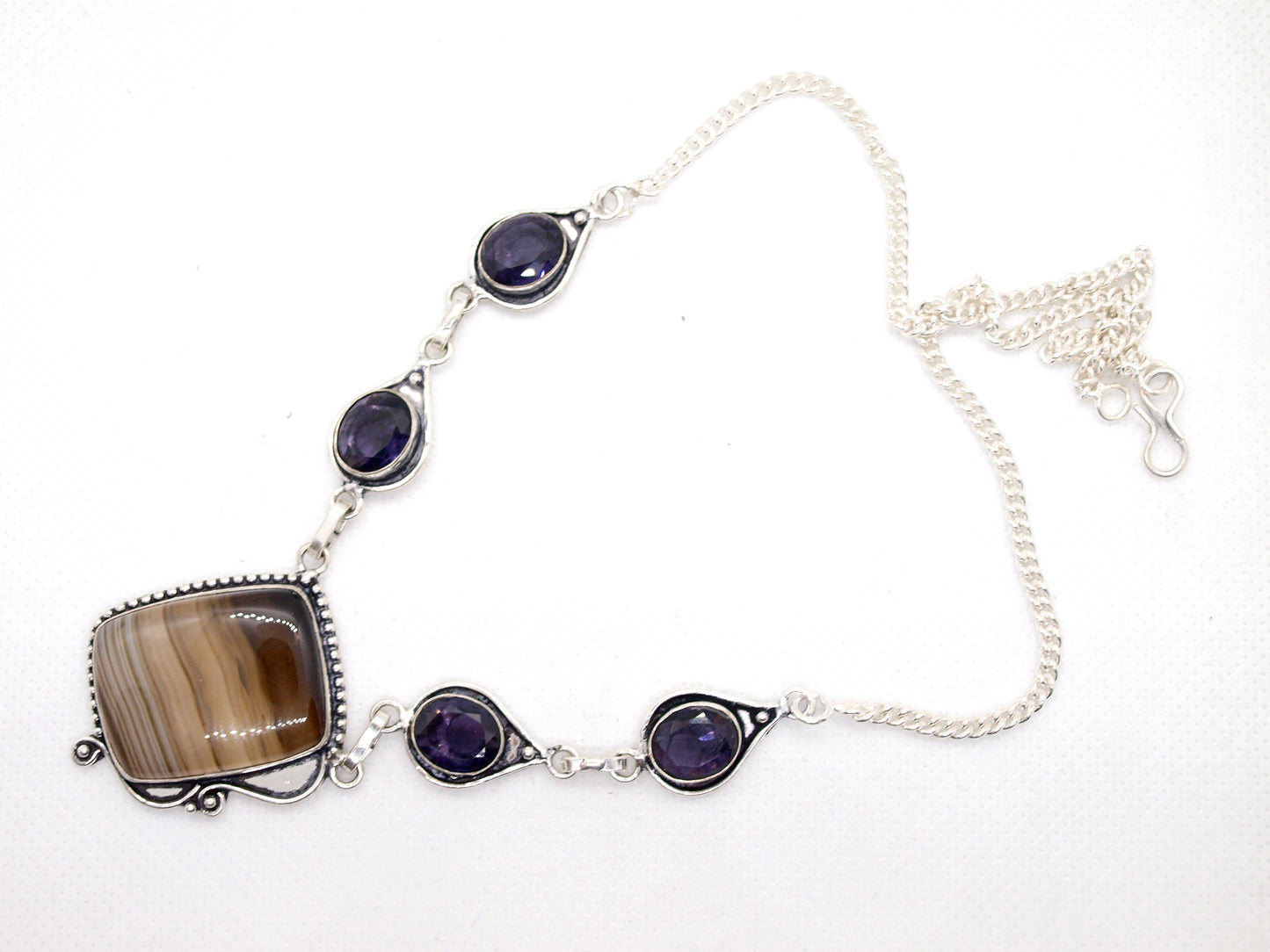 Agate and amethyst necklace